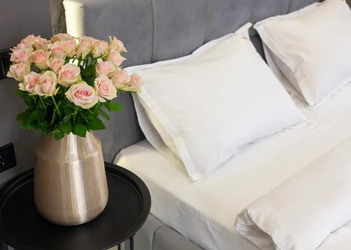Royal Romantic Apartment With Bathtub
