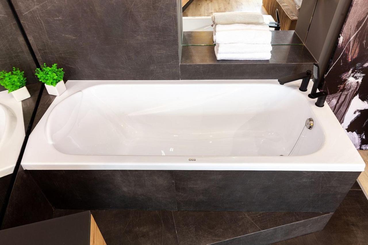 Royal Romantic With Bathtub Apartment *